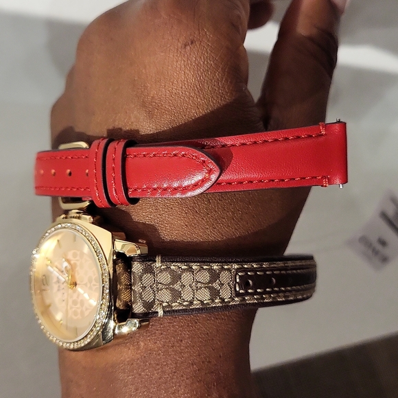 Coach ladies signature gift set. - Picture 5 of 6